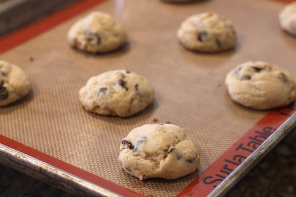 The Ultimate Guide to Chocolate Chip Cookies from HandletheHeat.com