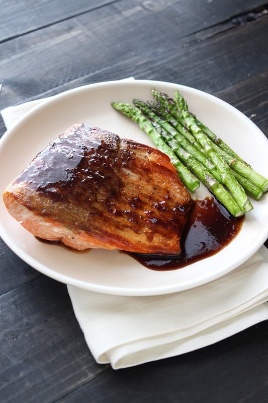 Balsamic Glazed Salmon - super easy and healthy! From @handleheat