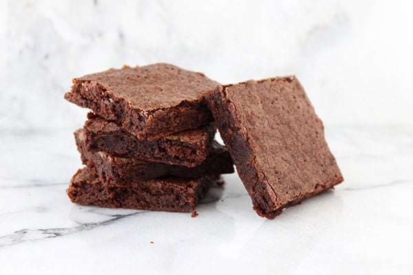 If it seems like there are never enough brownie edges to go around in your  family, let us introduc…