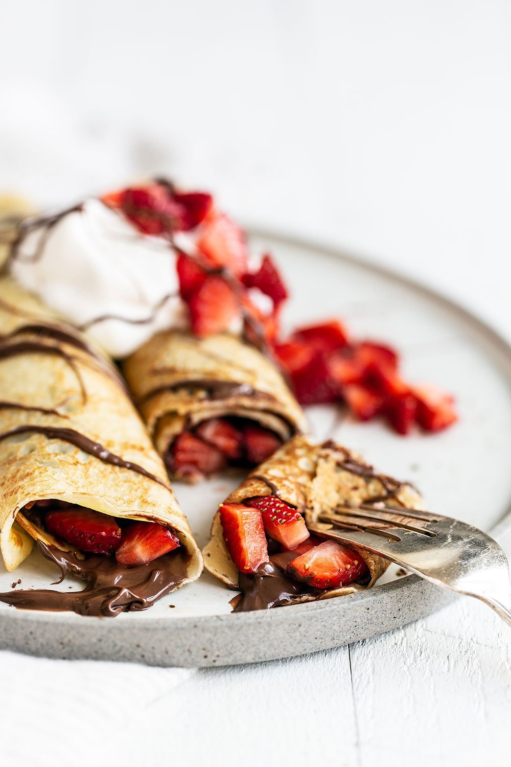 Easy Crepe Recipe - How To Make Crepes (+ VIDEO!)