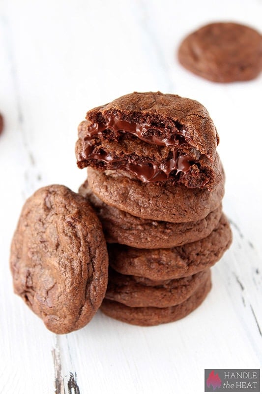 Double-Chocolate-Cookies-03