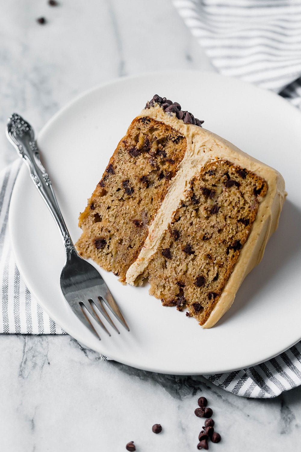 1-Bowl Banana Chocolate-Chip Bundt Cake - Happy Hooligans