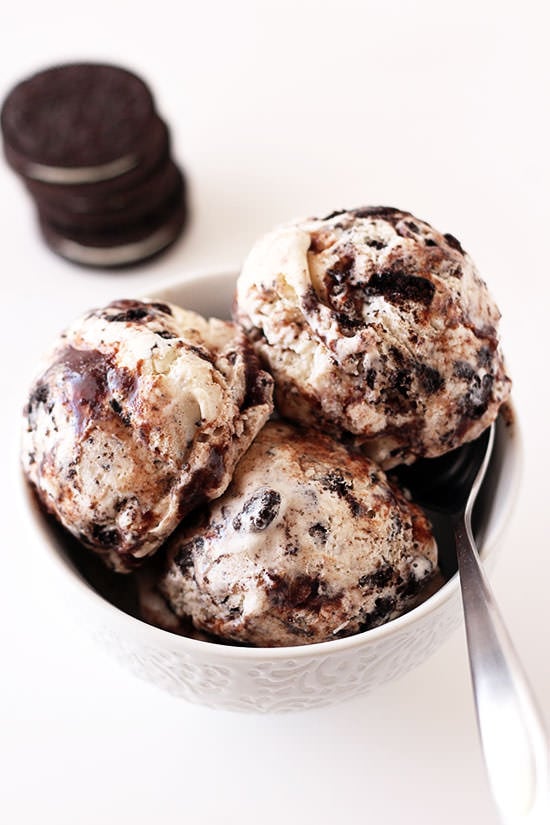 Cookies and Cream Fudge Swirl Ice Cream Recipe
