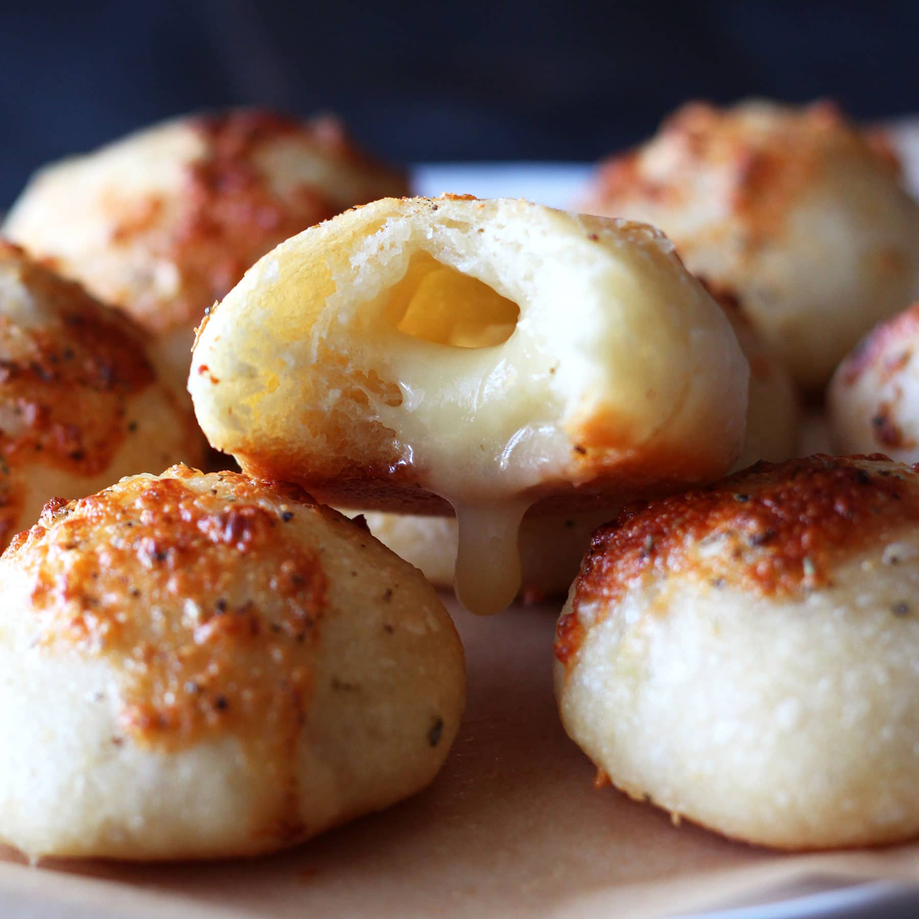 Easy cheese stuffed garlic bread rolls
