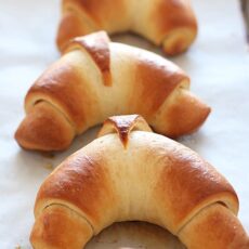 The most buttery, tender, golden brown crescent rolls I've ever made, and they're actually easy!!
