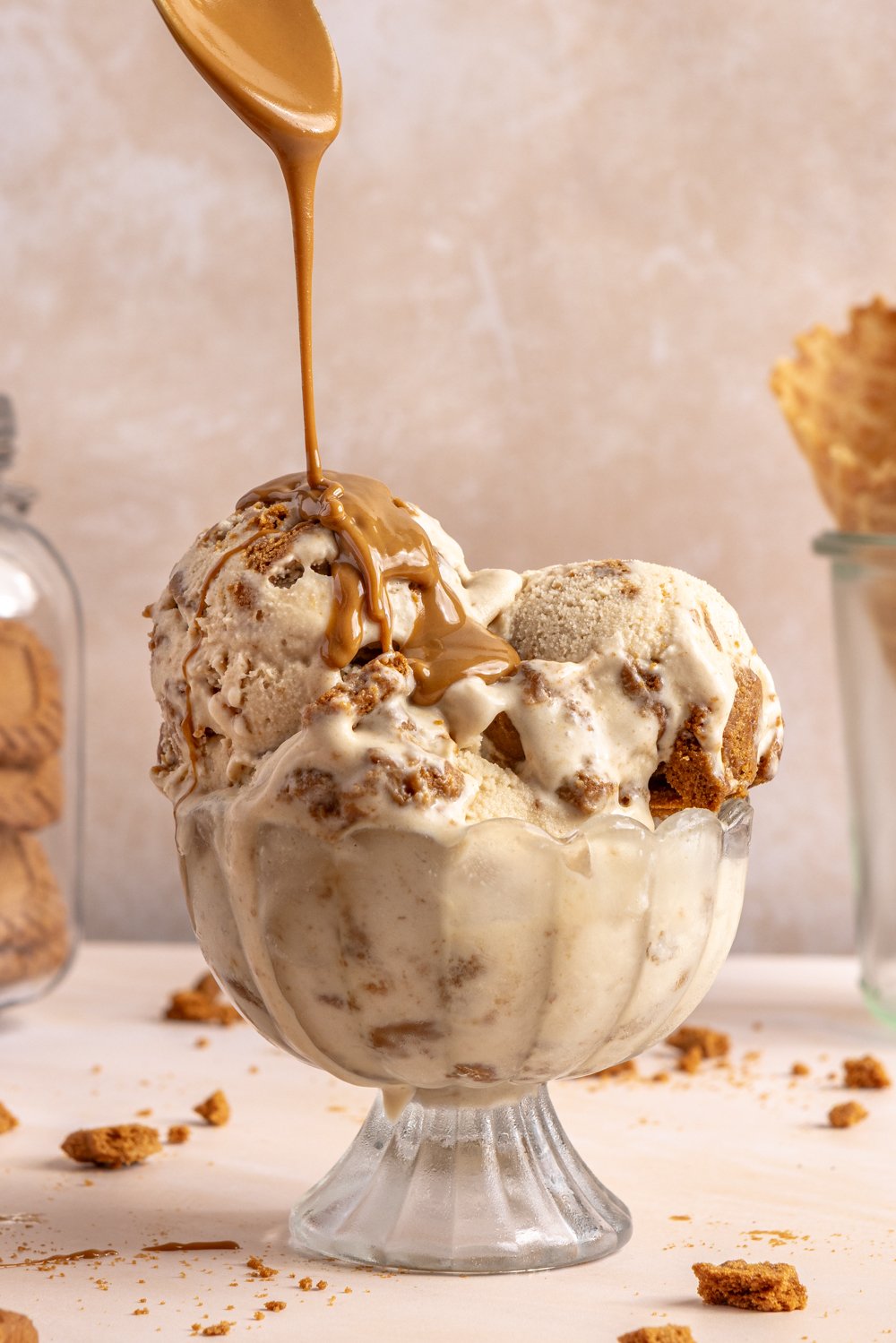 cookie butter ijs met extra koekjespasta eroverheen