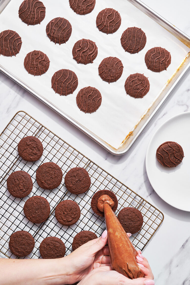 Homemade Fudge Rounds Handle the Heat