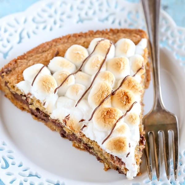 S’mores Cookie Cake