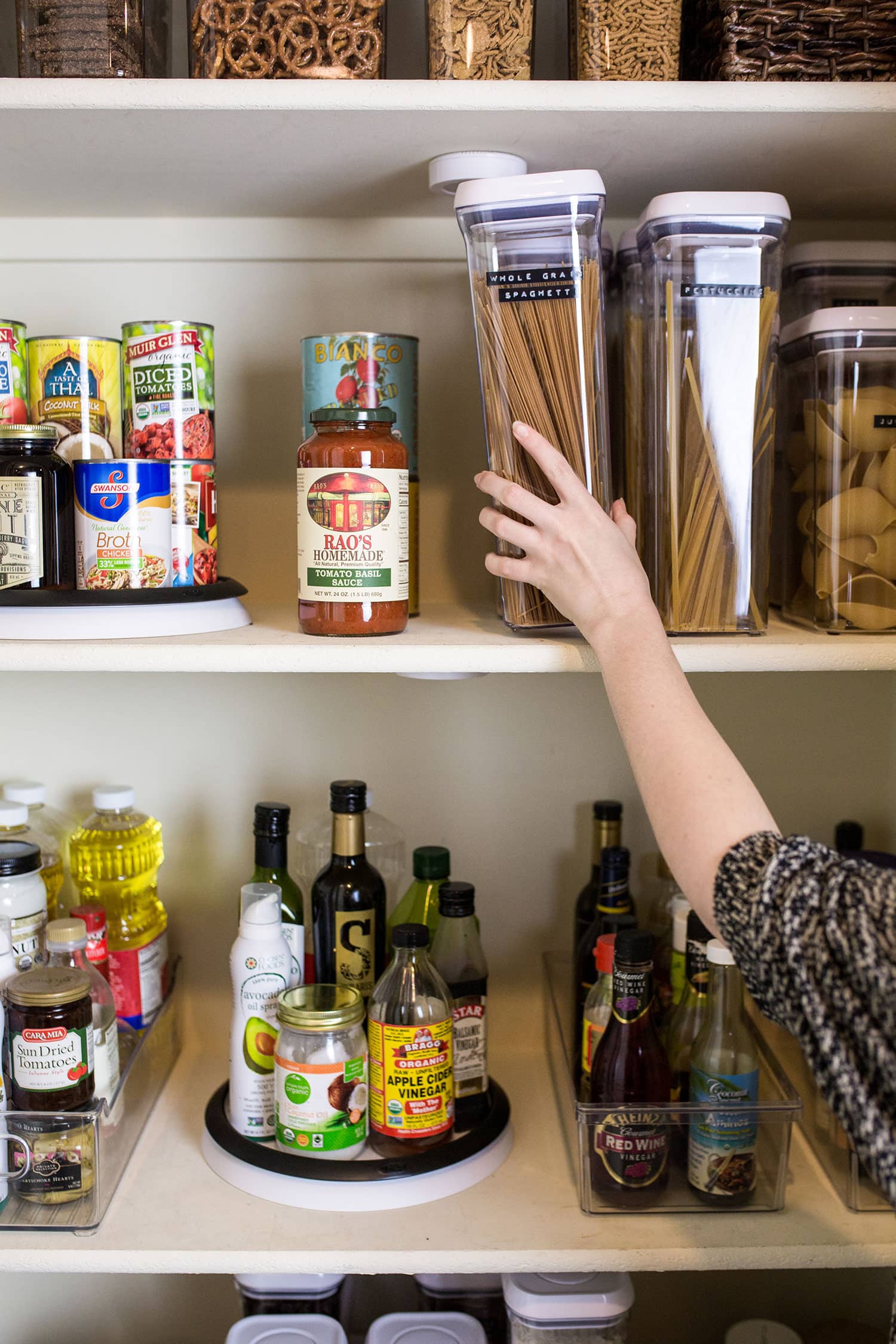 tips and tricks for pantry organization & food storage