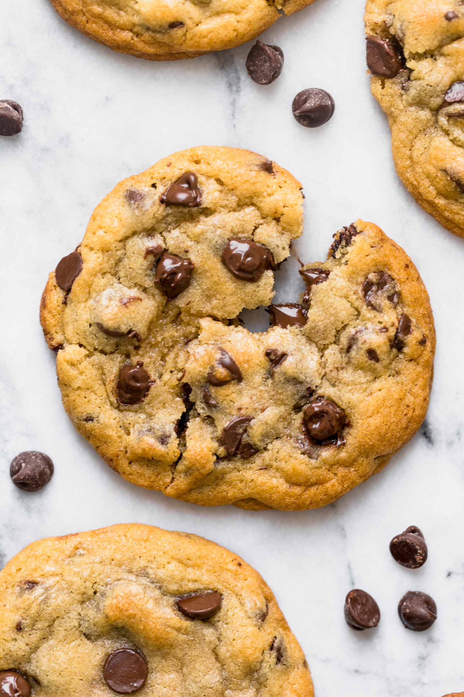 Best Bakery Style Chocolate Chip Cookies Recipe Handle the Heat