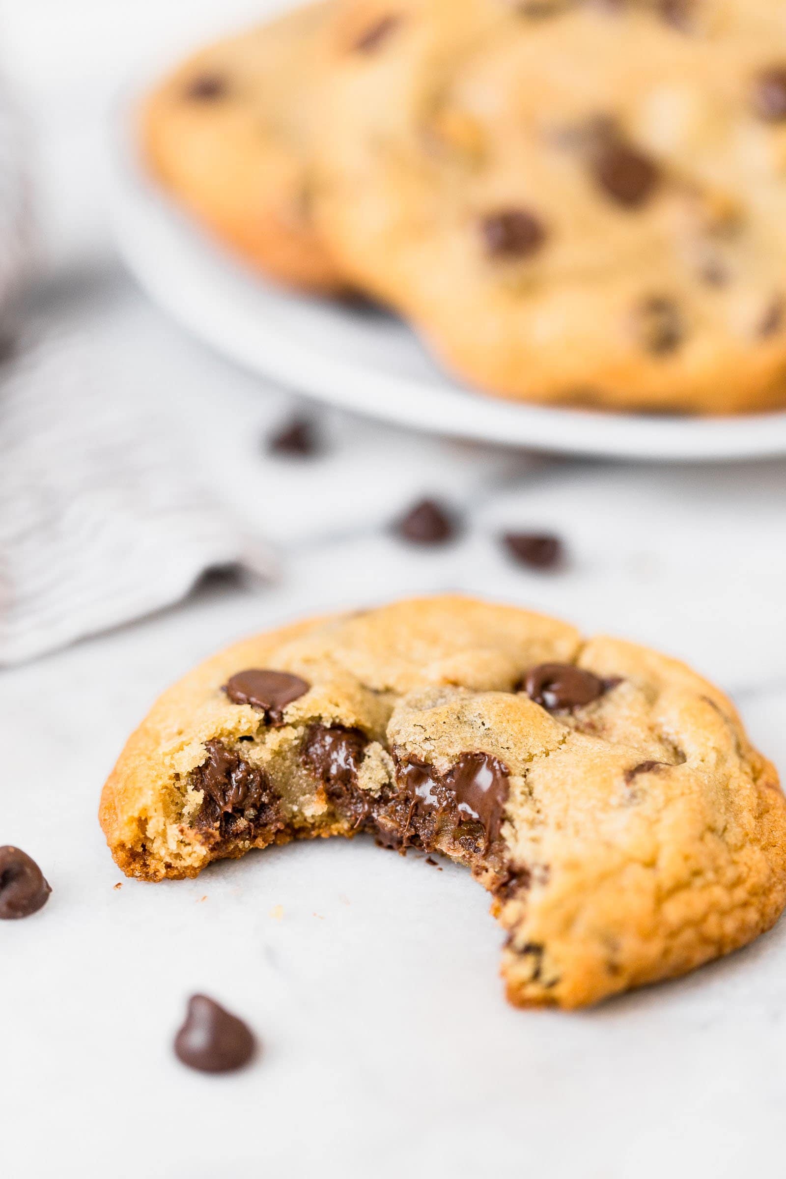 Best Bakery Style Chocolate Chip Cookies Recipe - Handle the Heat