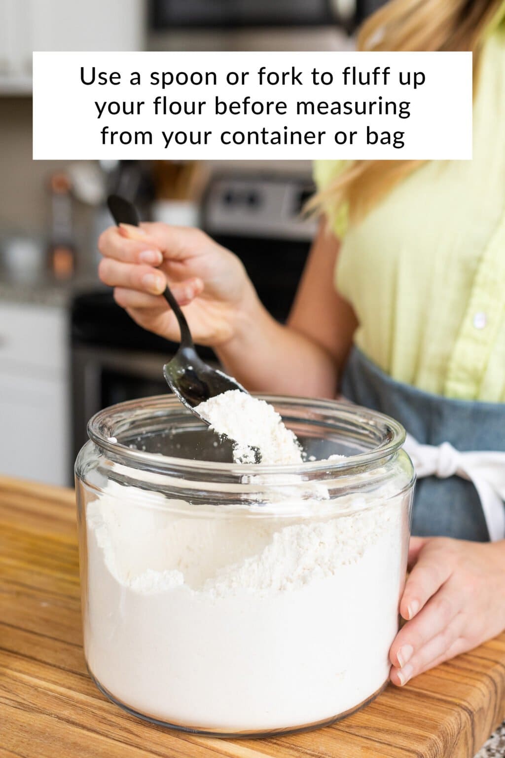 How to Measure Flour Handle the Heat