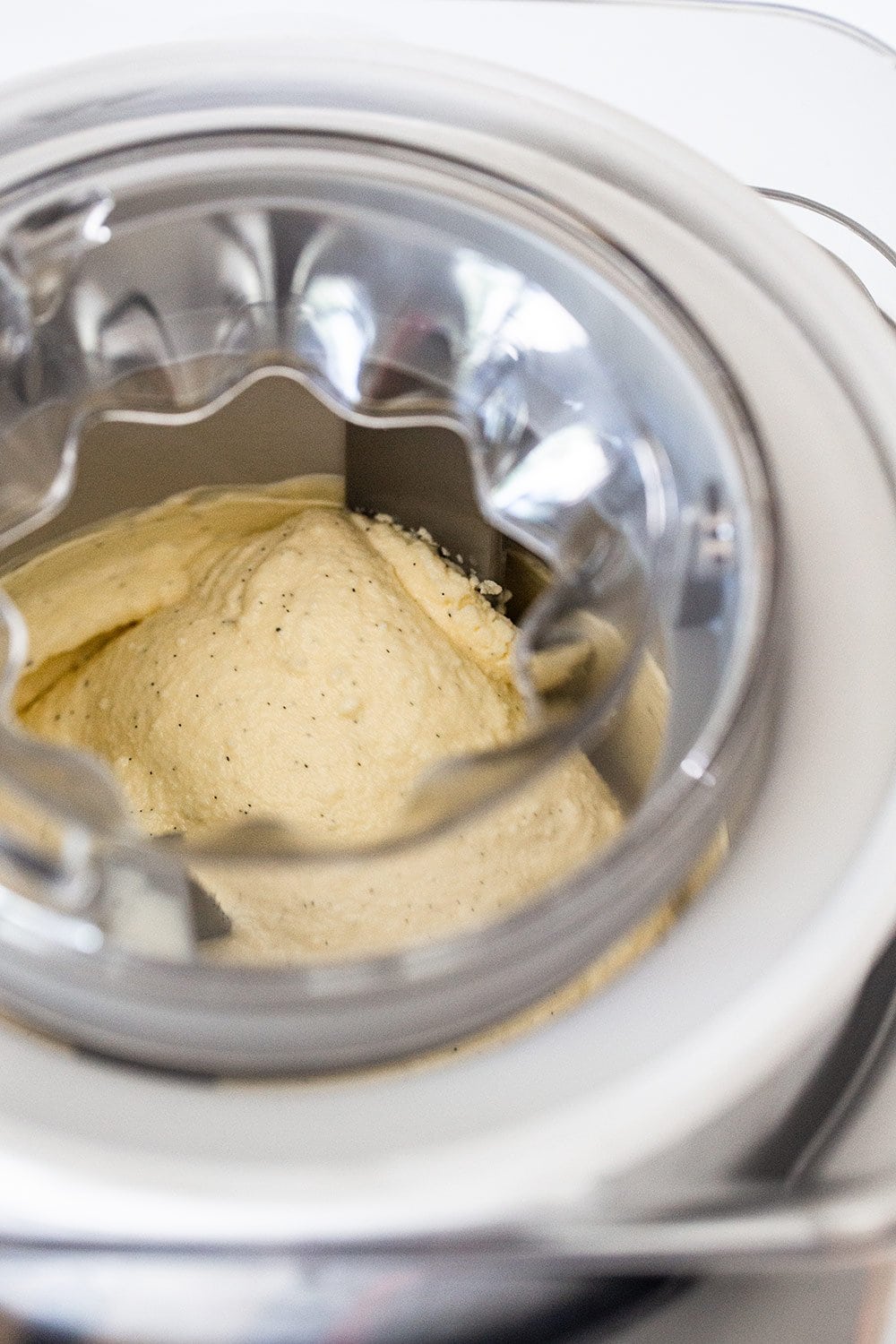 How to Use An Ice Cream Maker (and which to buy!)