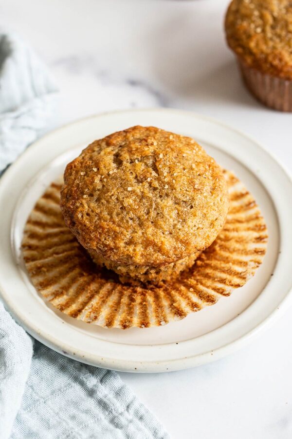 Bakery Style Banana Muffins Handle the Heat