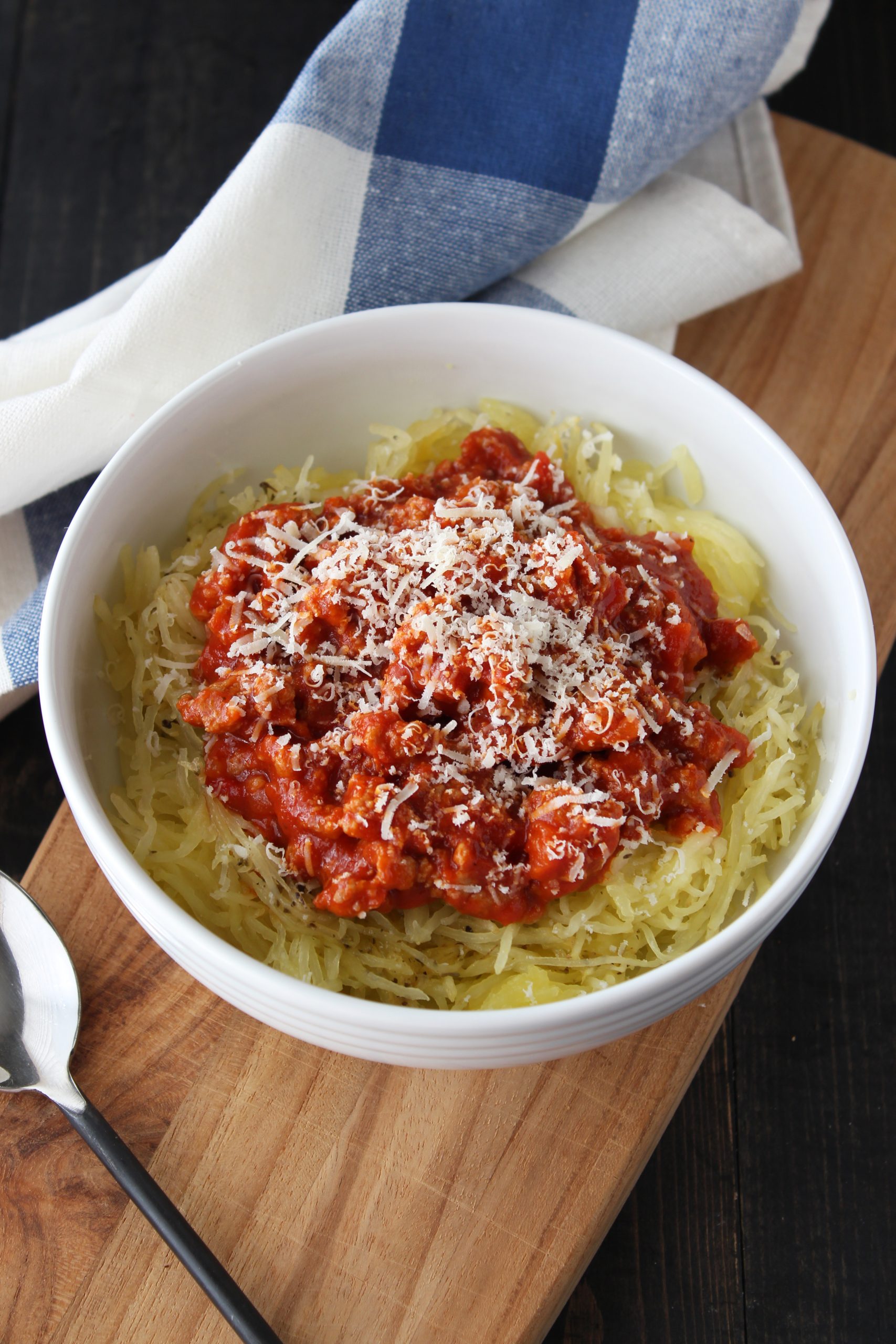 Spaghetti Squash Spaghetti in a bowl, ready to serve