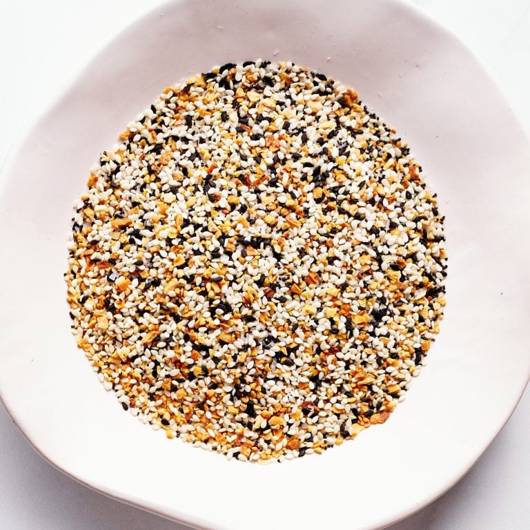 how to make homemade everything bagel seasoning recipe