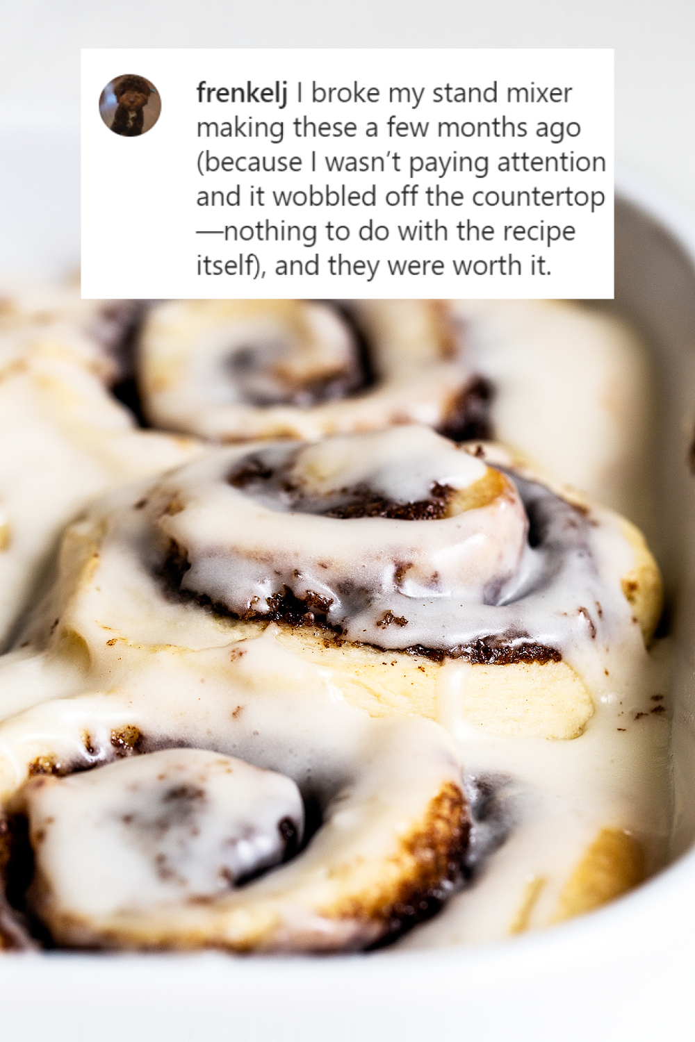 replicate the delicious aroma of fresh cinnamon rolls baking on Christmas morning, but for Christmas in July!