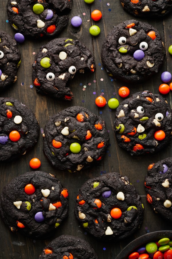 Spooky Halloween Cookies Recipe Handle the Heat