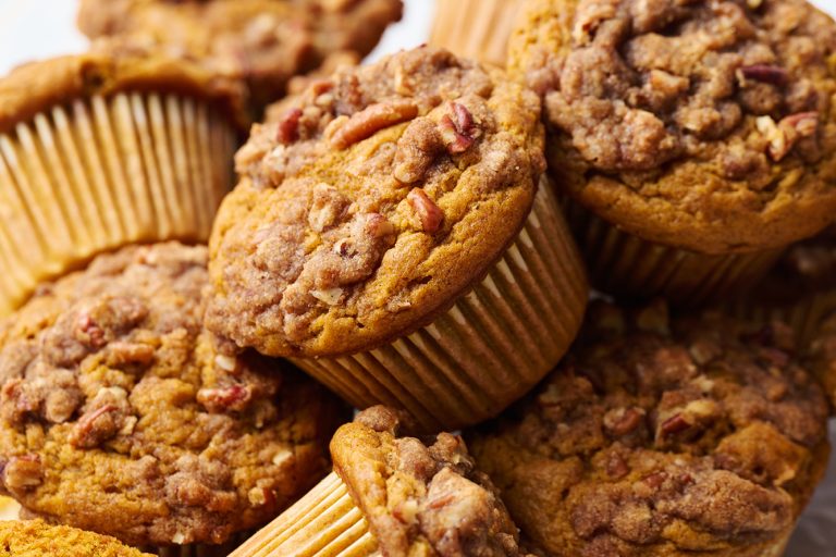 Pumpkin Muffins - Handle the Heat