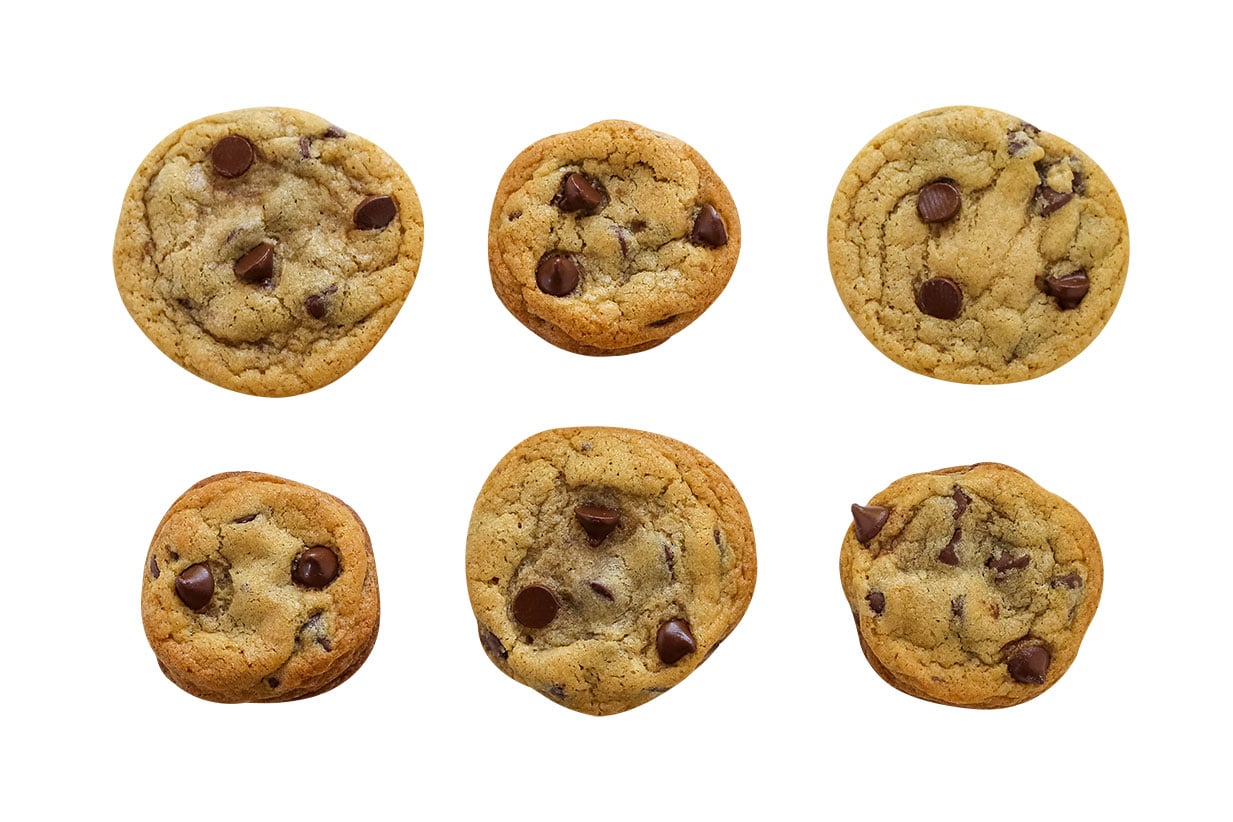 cookies from the same batch of dough baked on different trays compared