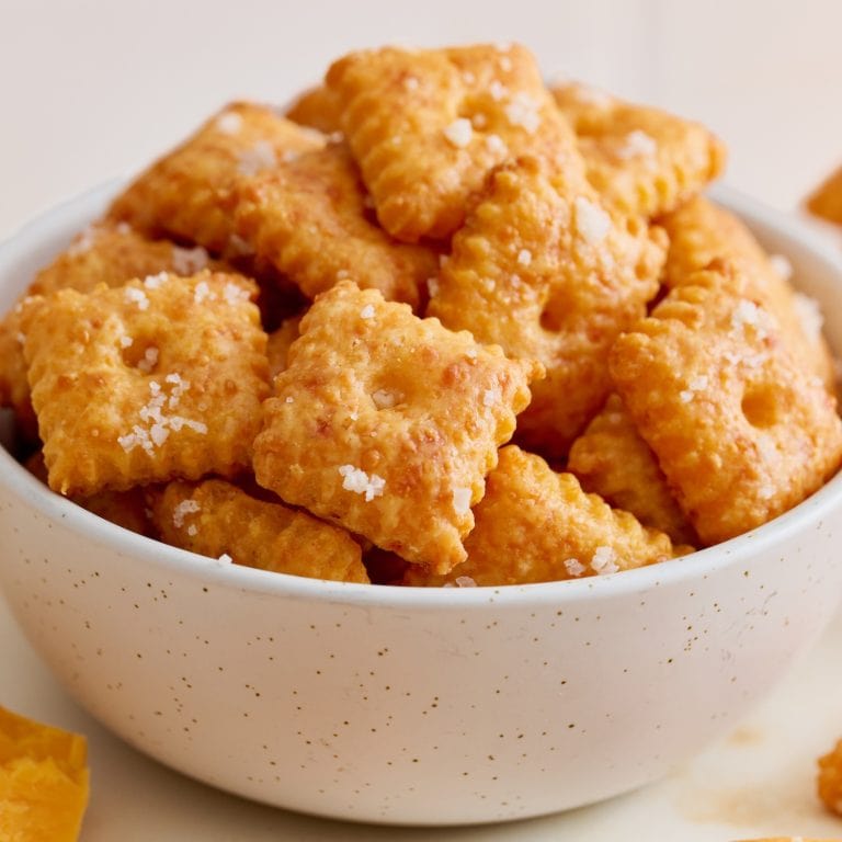bowl of homemade Cheez-its