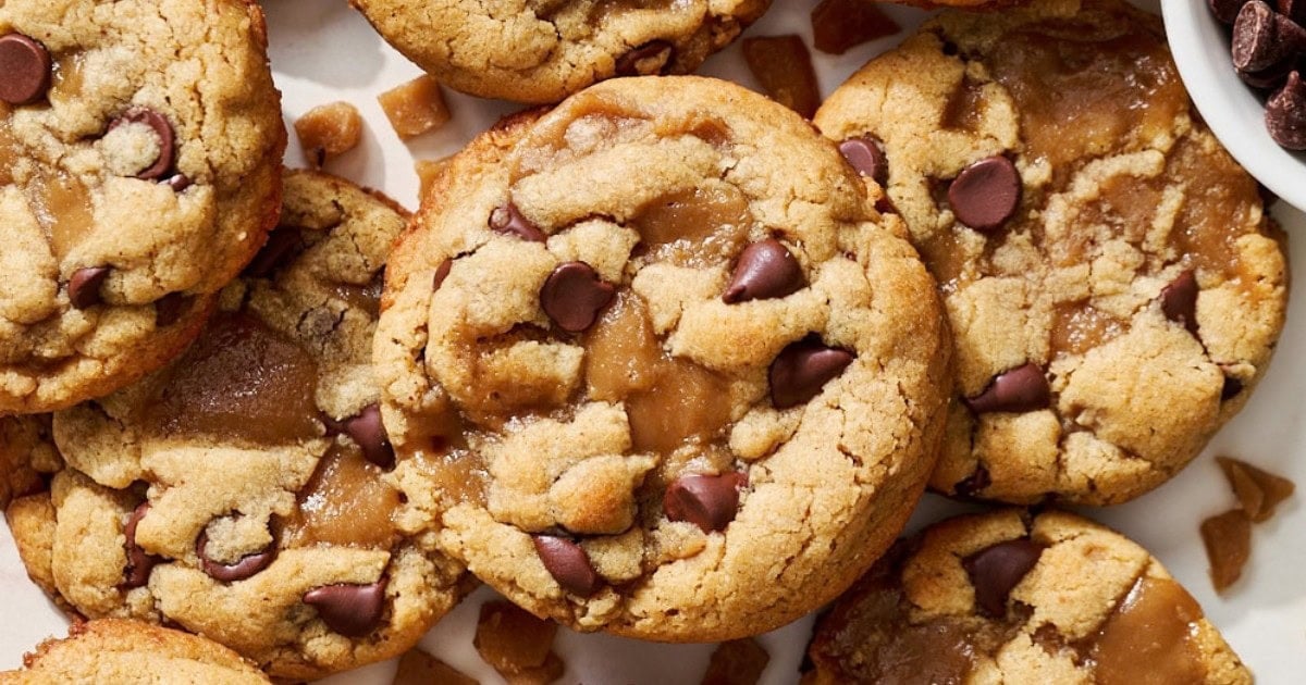 Chocolate Chip Peanut Butter Cookies
